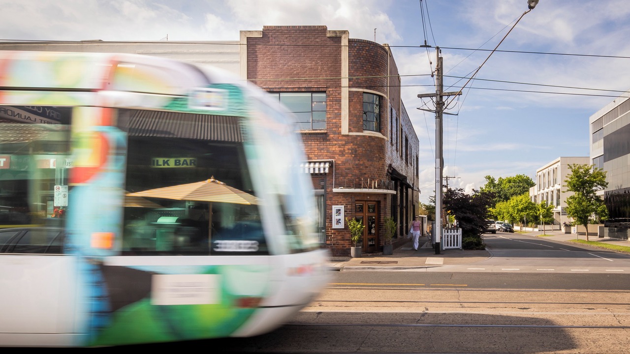 Photo of Others in Kew