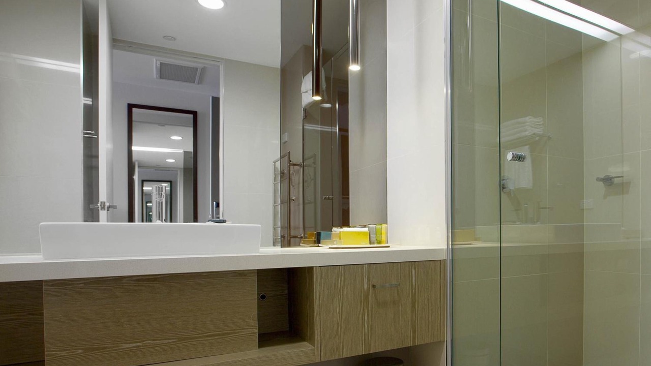 Photo of Others in Kew