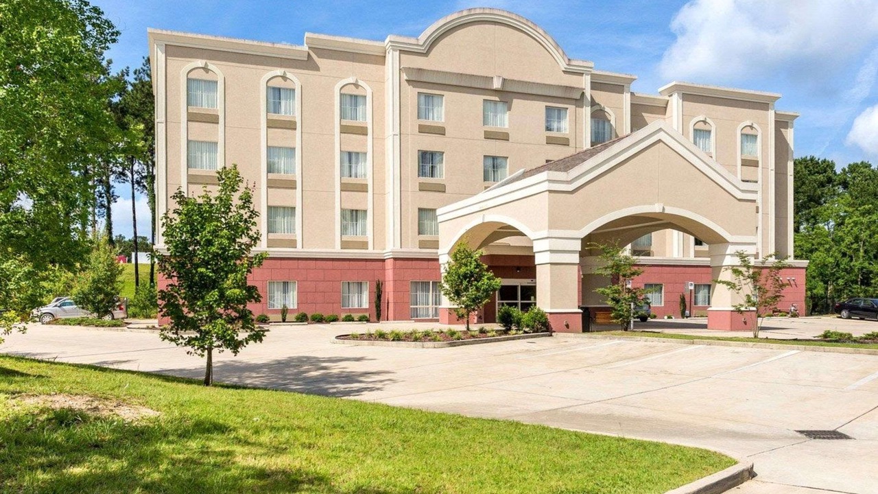 Photo of Outdoor in Mandeville
