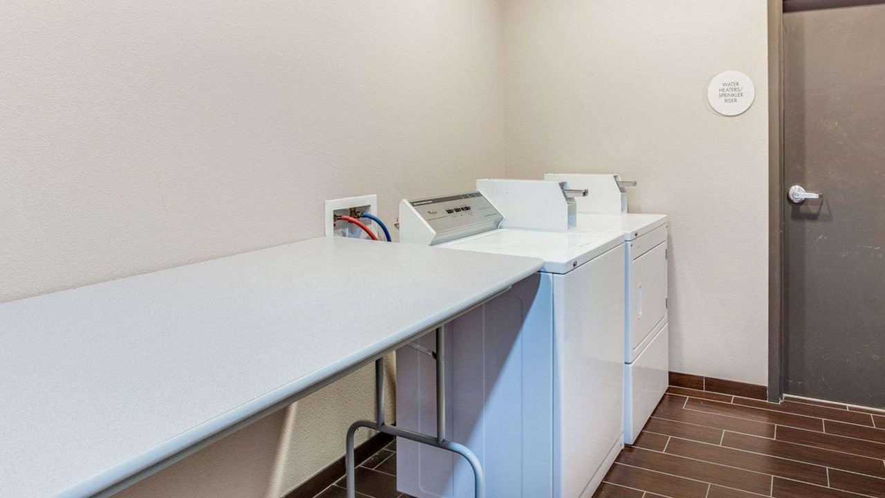 Photo of Bedroom in Mandeville