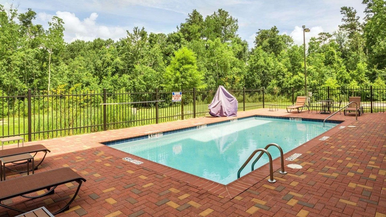 Photo of Outdoor in Mandeville