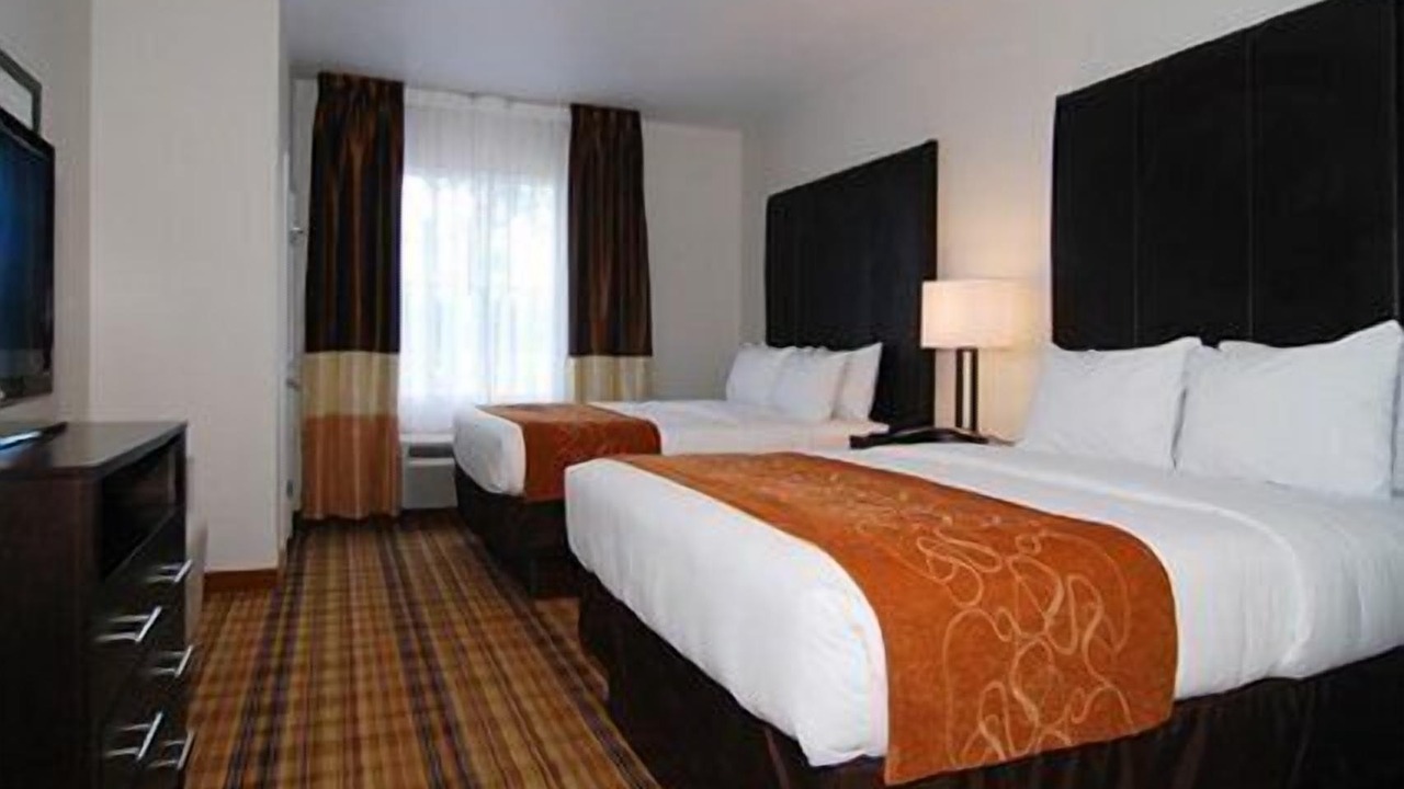 Photo of Bedroom in Mandeville