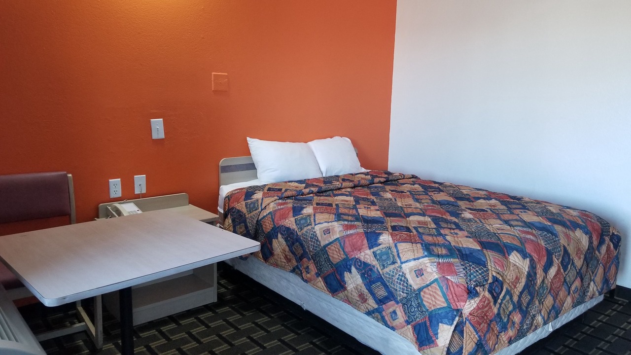 Photo of Bedroom in Tulsa
