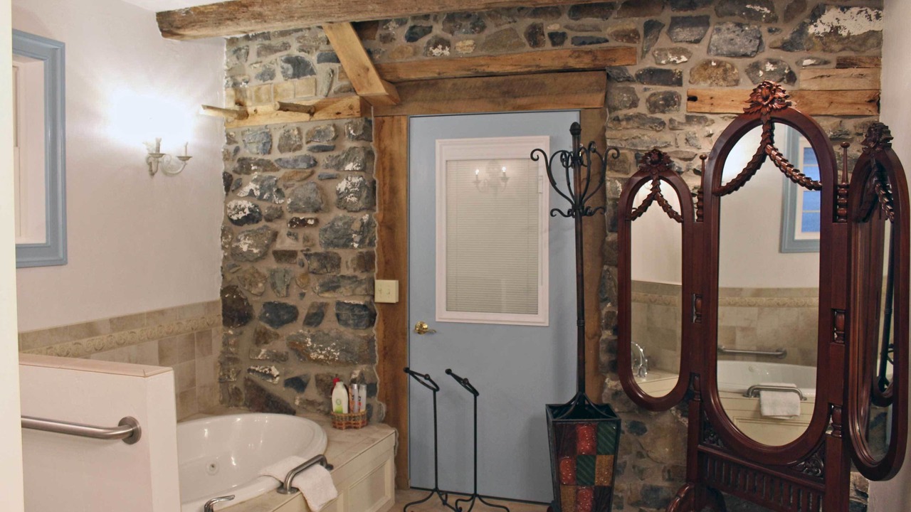 Photo of Bathroom in Gettysburg