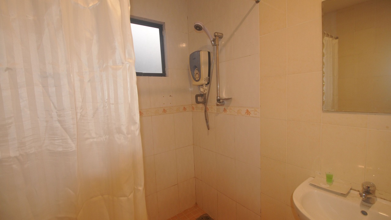 Photo of Bathroom in Kampung Jawa