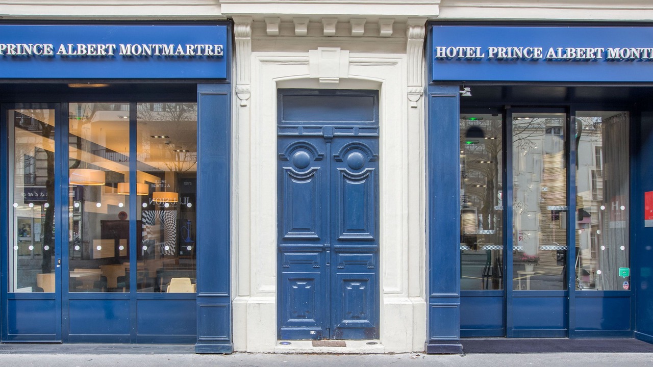 Photo of Outdoor in Quartier des Grandes-Carrieres