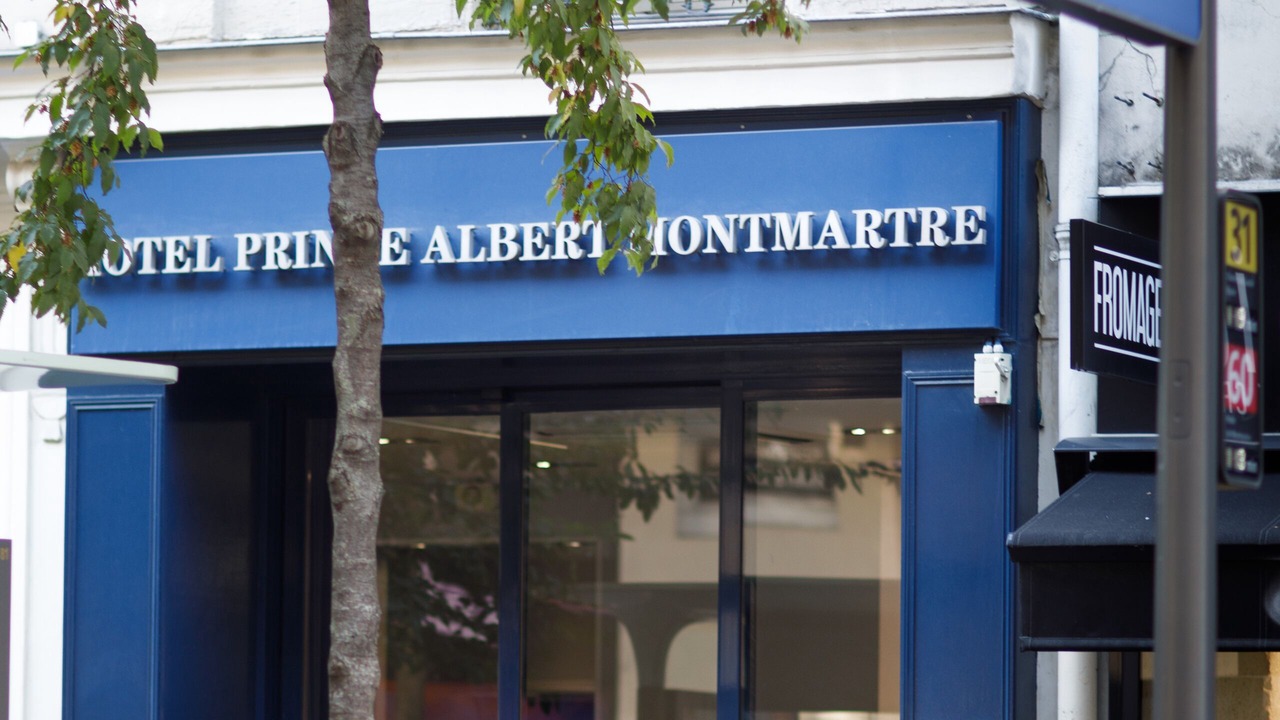 Photo of Outdoor in Quartier des Grandes-Carrieres