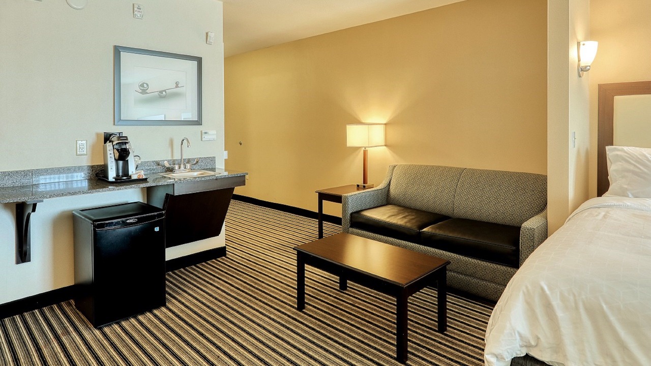 Photo of Bedroom in Batavia
