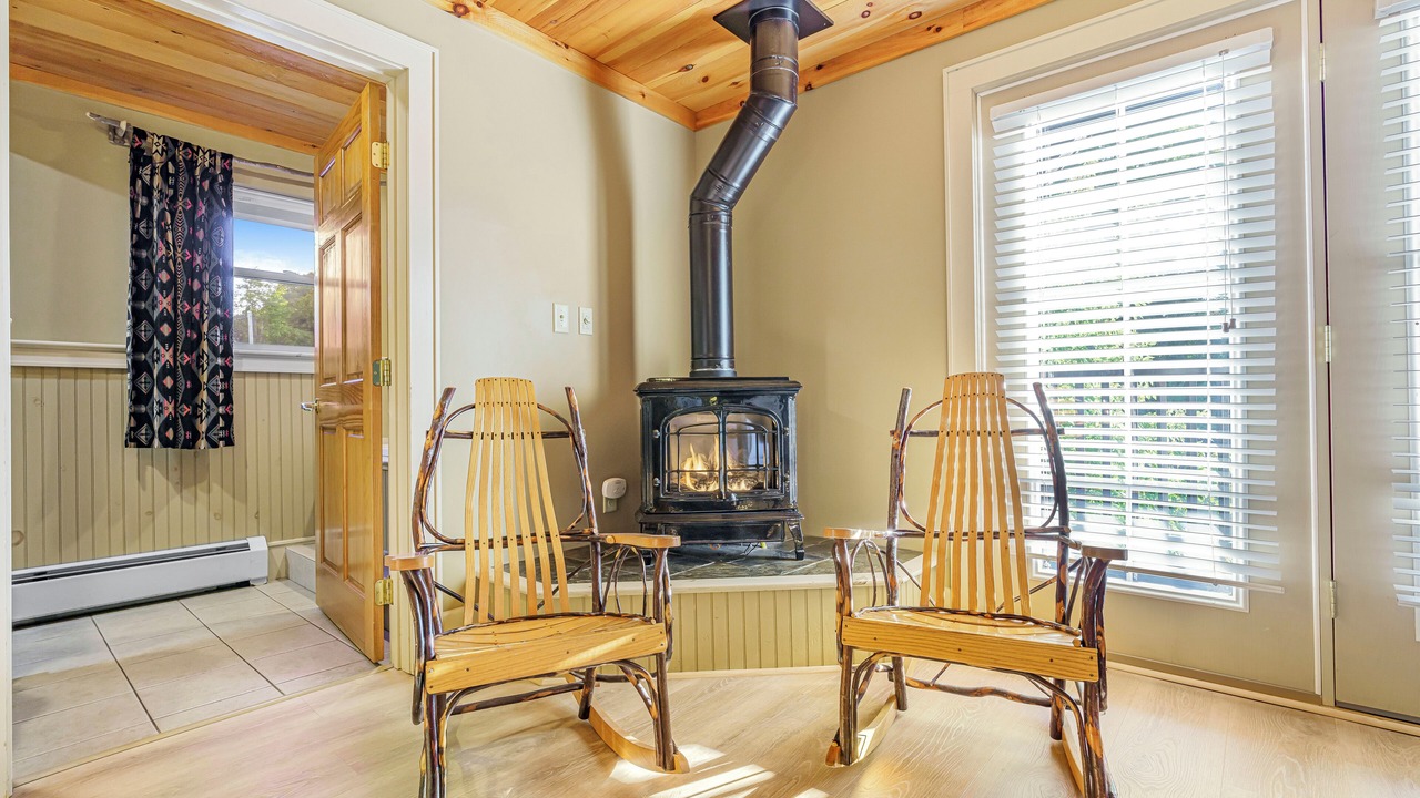 Photo of Bedroom in North Creek