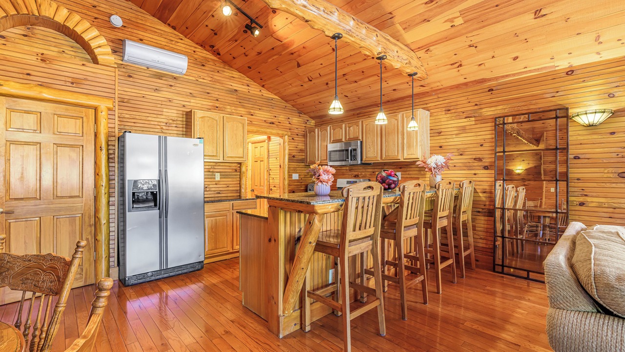 Photo of Bedroom in North Creek