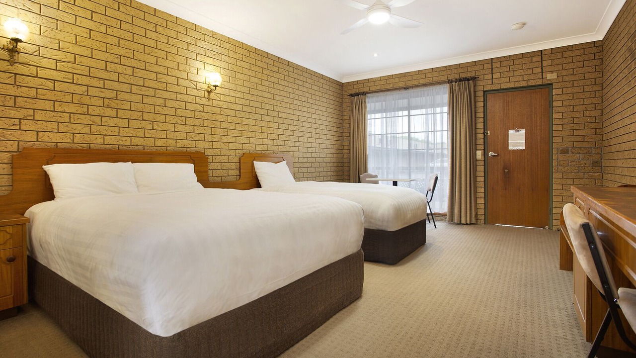 Photo of Others in Camperdown