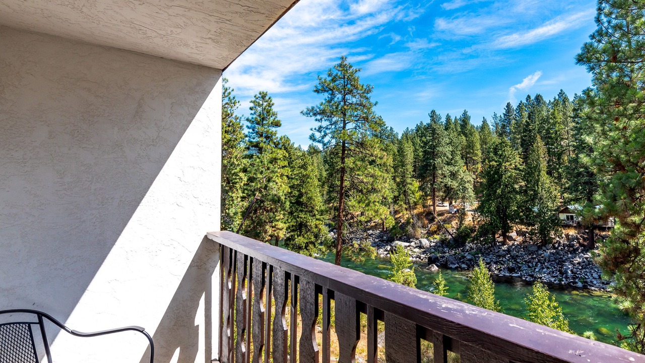 Photo of Bedroom in Leavenworth