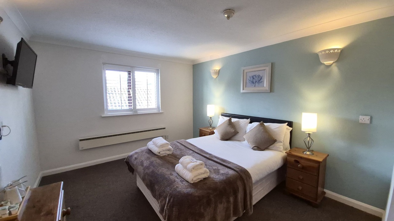 Photo of Bedroom in Heath and Reach