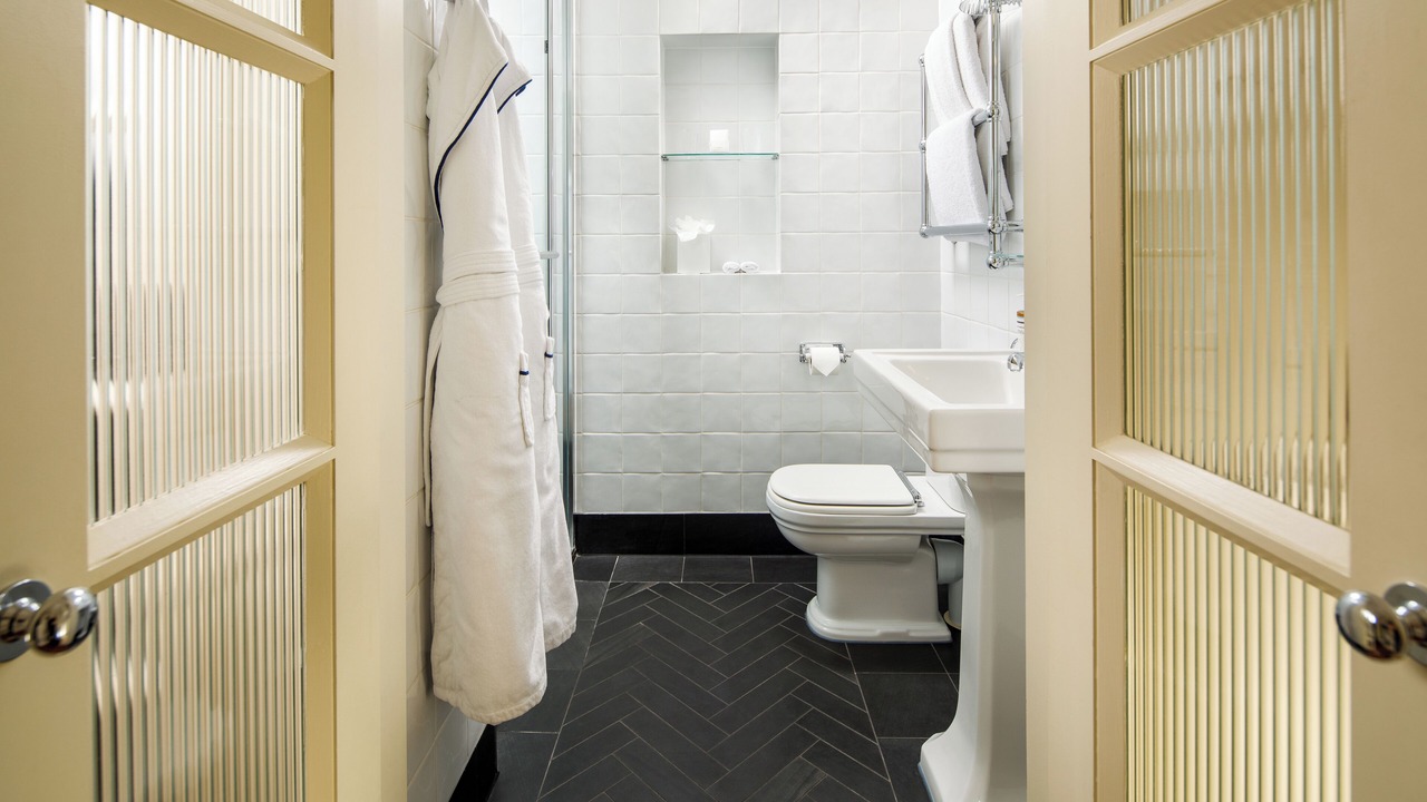 Photo of Bathroom in King's Cross