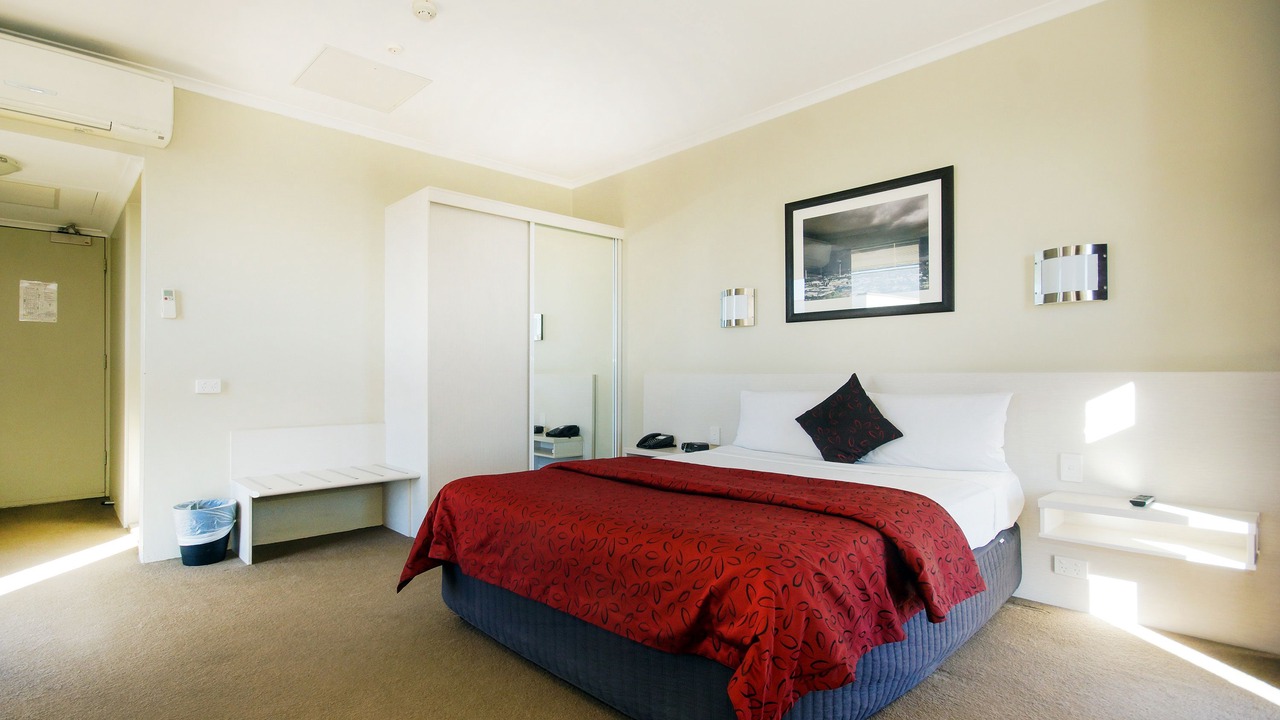 Photo of Bedroom in Mount Isa City