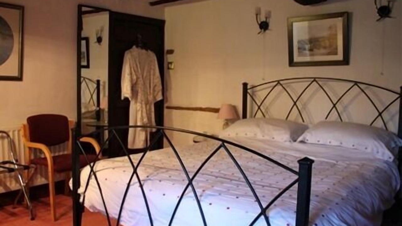 Photo of Bedroom in Chesterfield