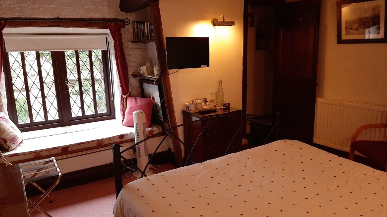 Photo of Others in Chesterfield