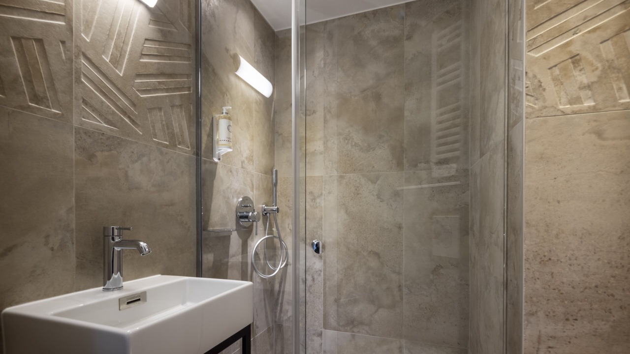 Photo of Bathroom in Quartier du Gros-Caillou