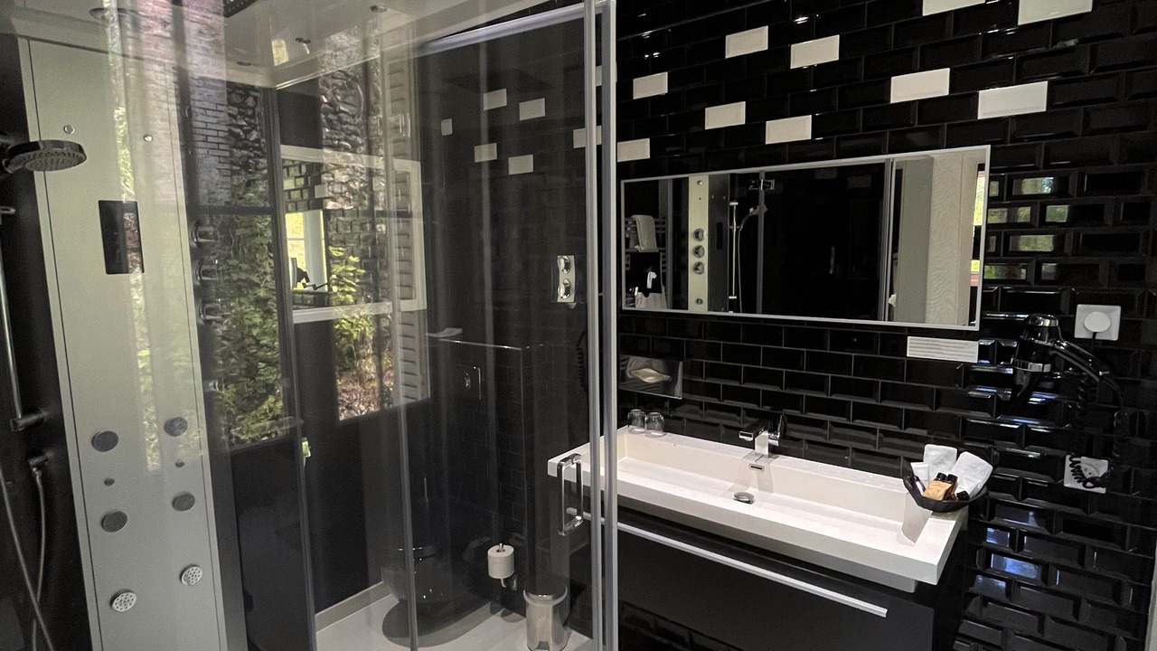 Photo of Bathroom in Rochecorbon