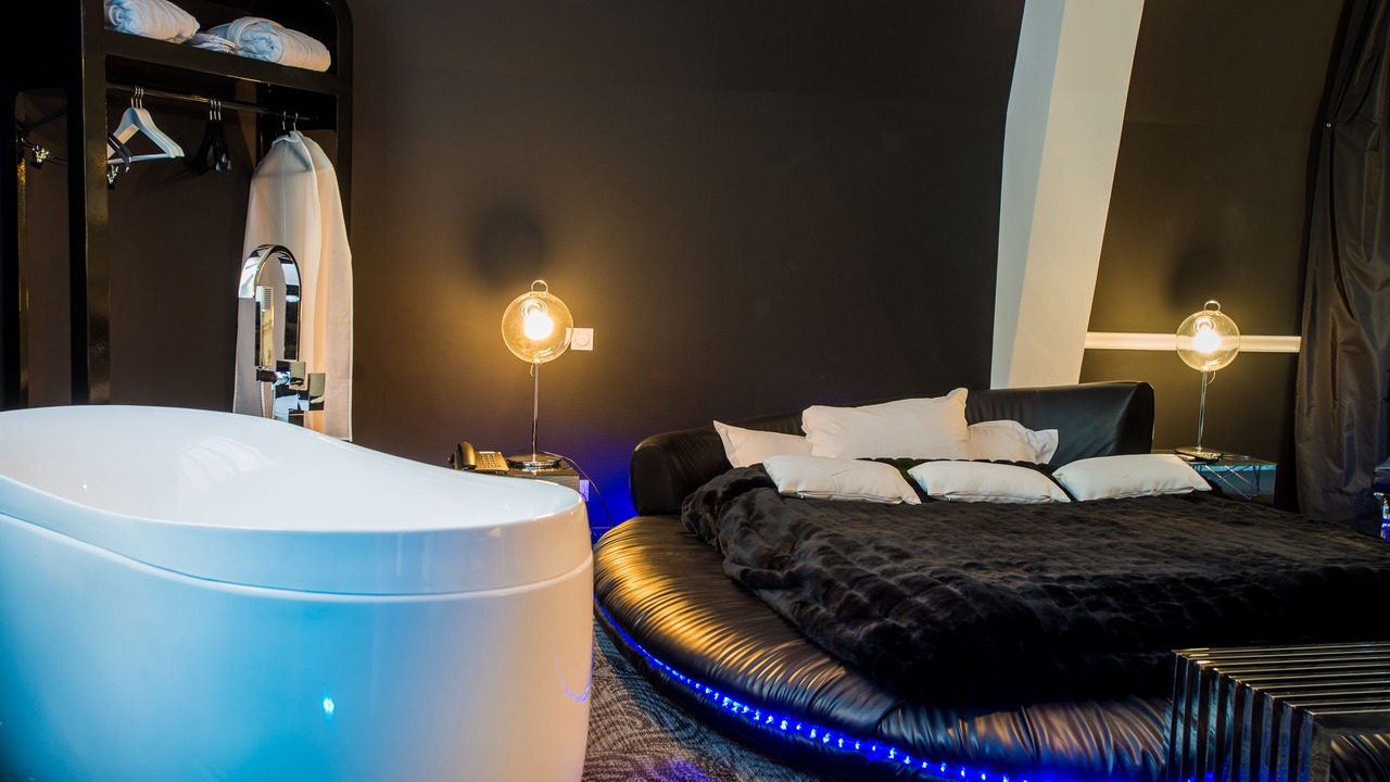 Photo of Bedroom in Rochecorbon