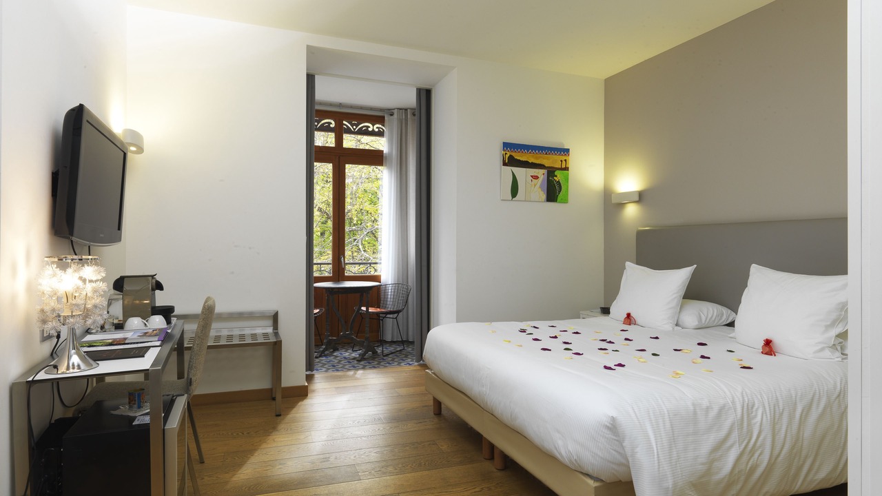 Photo of Bedroom in Tarascon-sur-Ariege