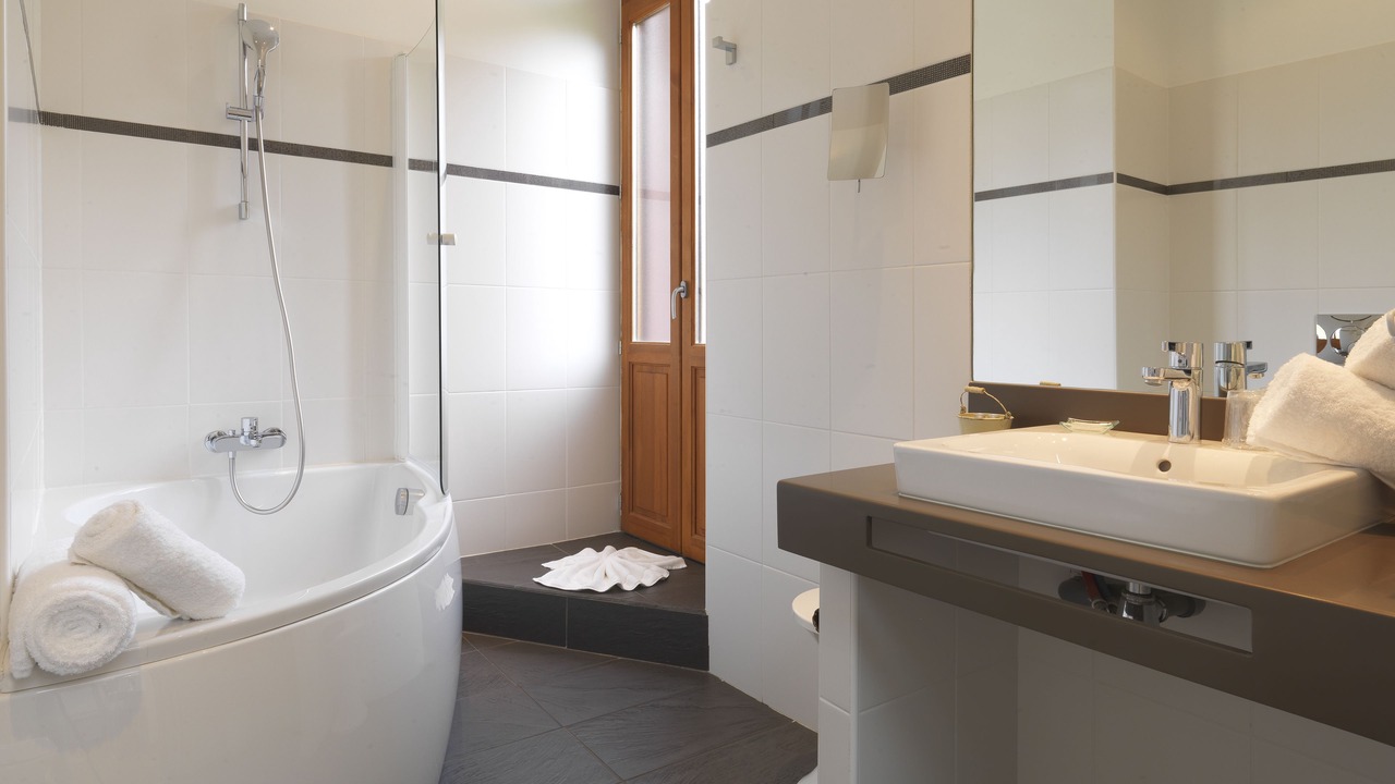 Photo of Bathroom in Tarascon-sur-Ariege