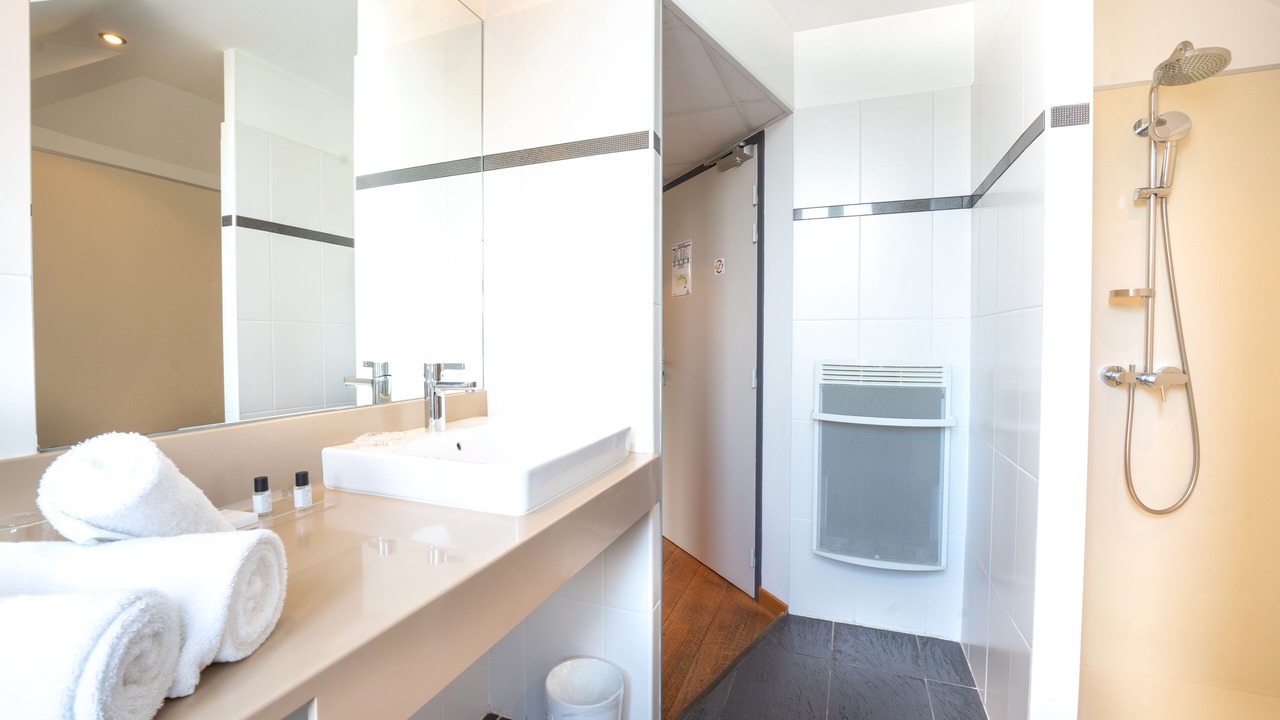 Photo of Bathroom in Tarascon-sur-Ariege