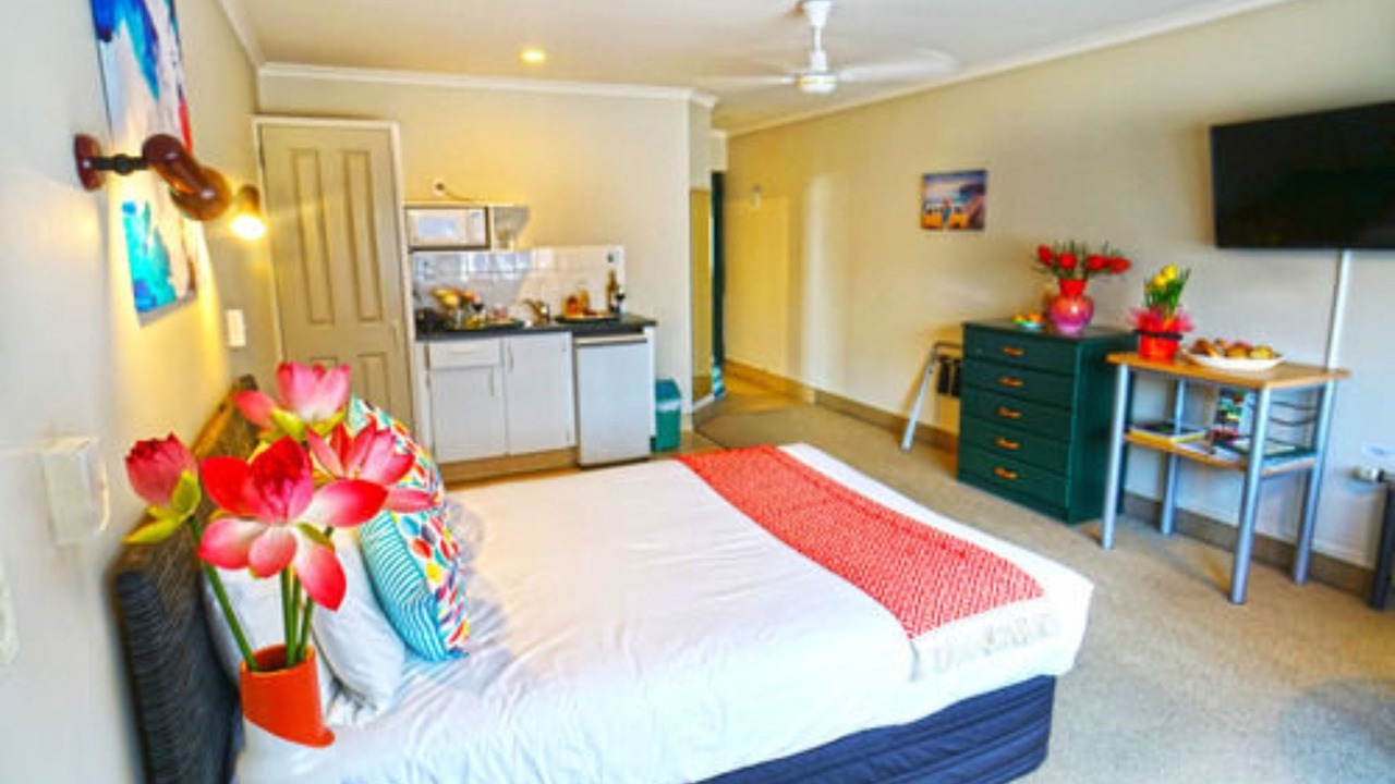 Photo of Others in Hamilton Lake