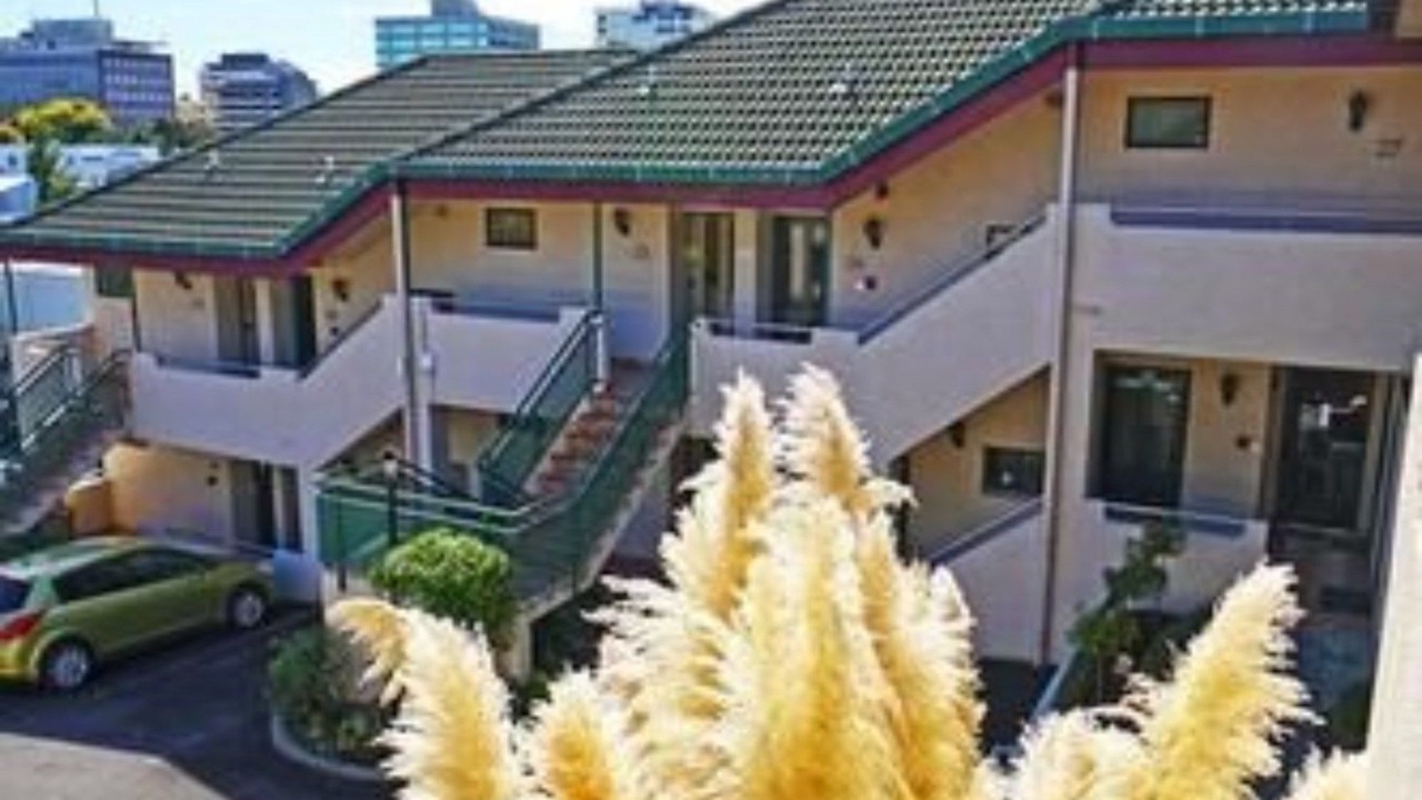 Photo of Outdoor in Hamilton Lake