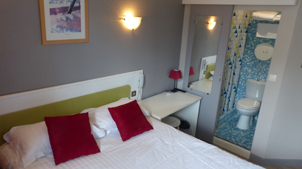 Photo of Bedroom in Chinon