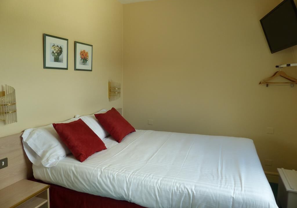 Photo of Bedroom in Chinon