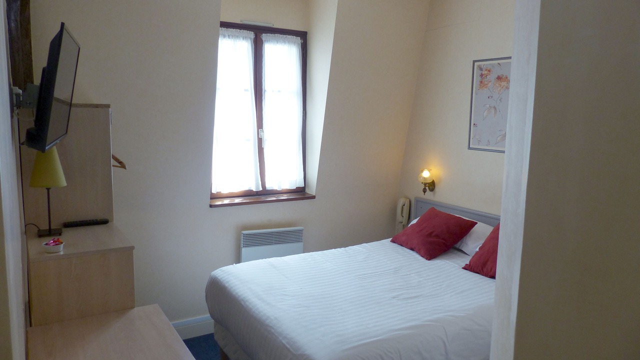 Photo of Bedroom in Chinon