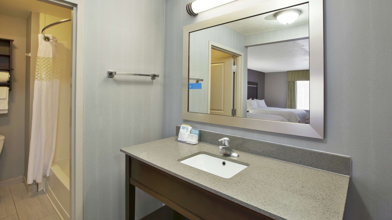 Photo of Bathroom in Elyria