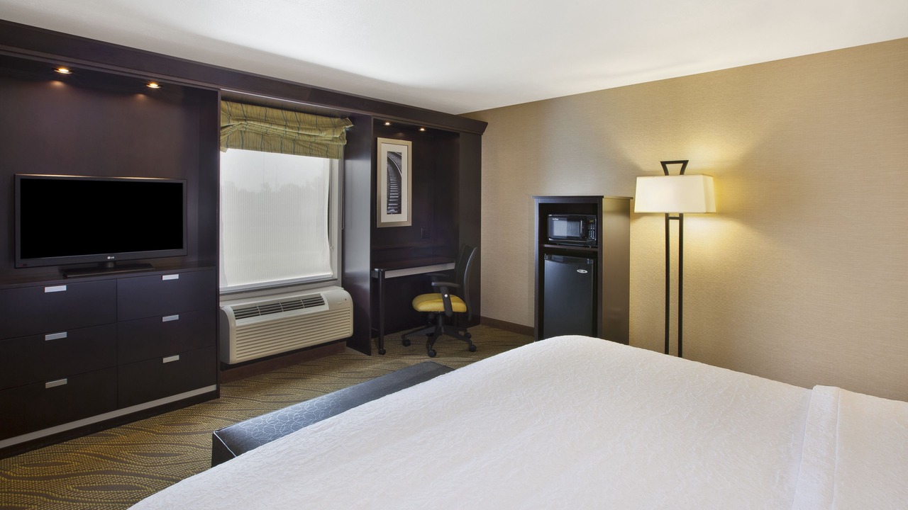 Photo of Bedroom in Elyria