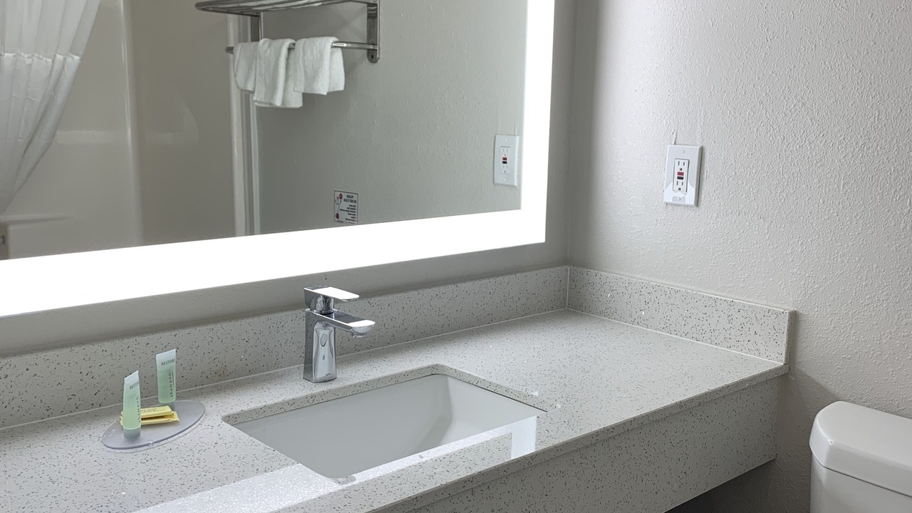 Photo of Bathroom in Sulphur Springs