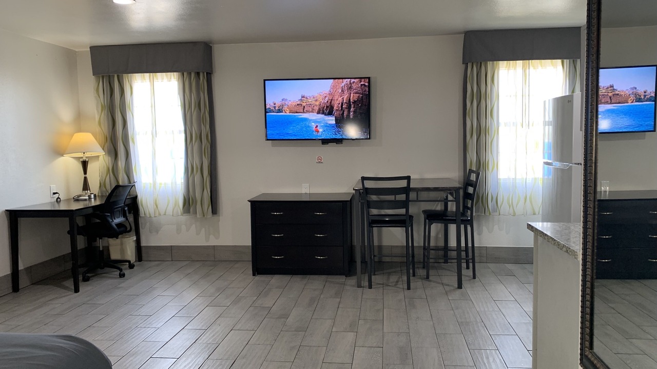 Photo of Bedroom in Sulphur Springs