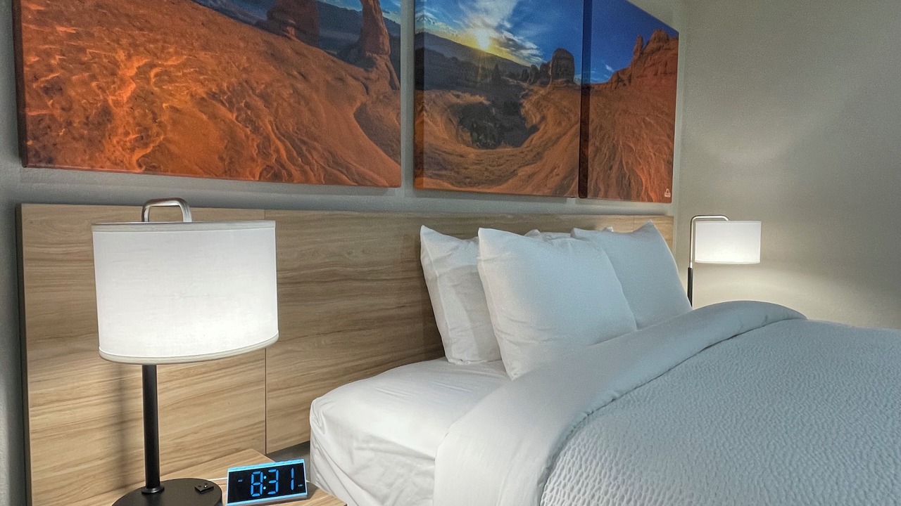 Photo of Bedroom in Sulphur Springs