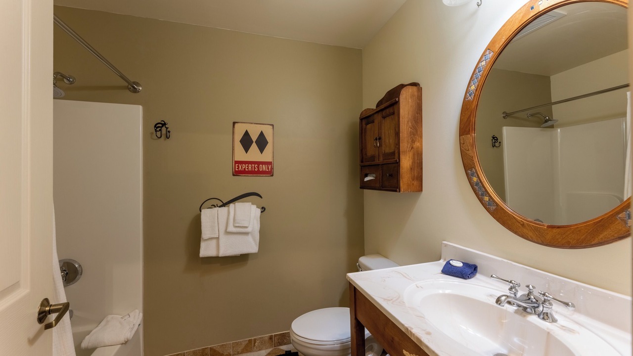Photo of Bathroom in Snowshoe