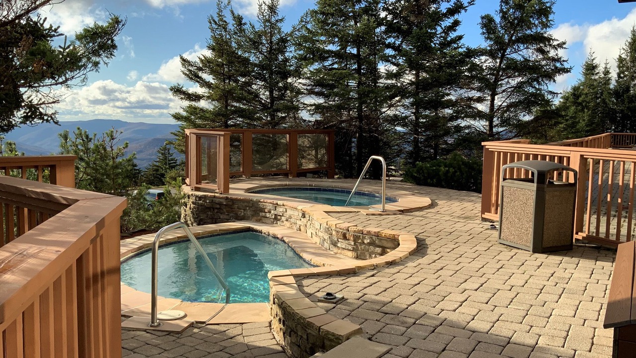 Photo of Outdoor in Snowshoe