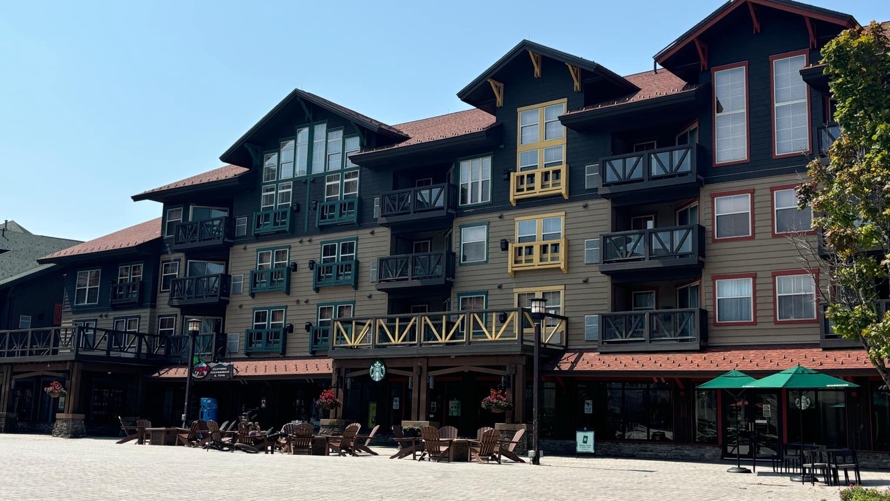 Photo of Outdoor in Snowshoe