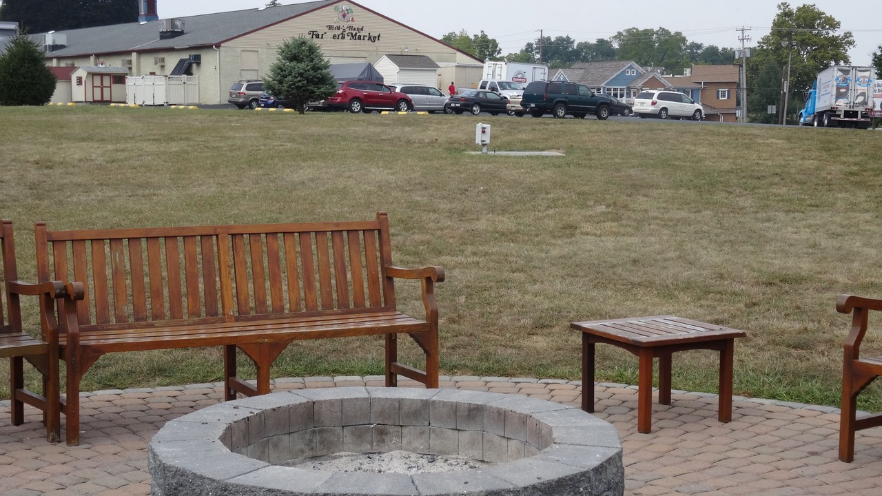 Photo of Others in Bird In Hand