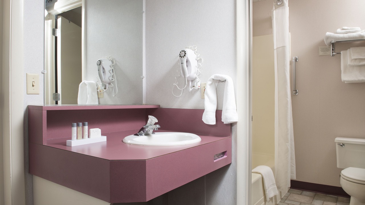 Photo of Bathroom in Bird In Hand