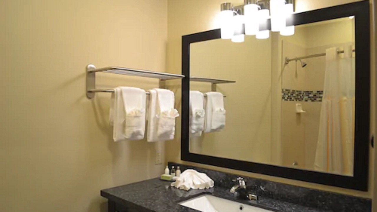 Photo of Bathroom in Thackerville