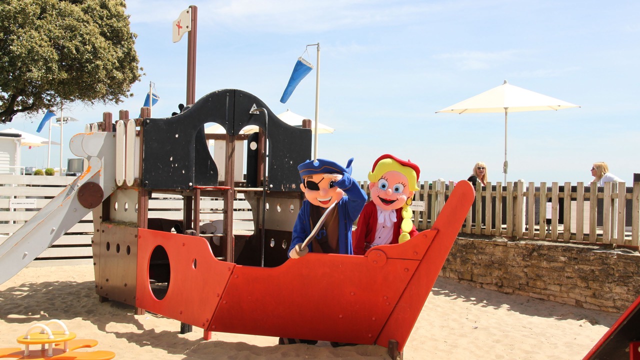 Photo of Others in Sandbanks