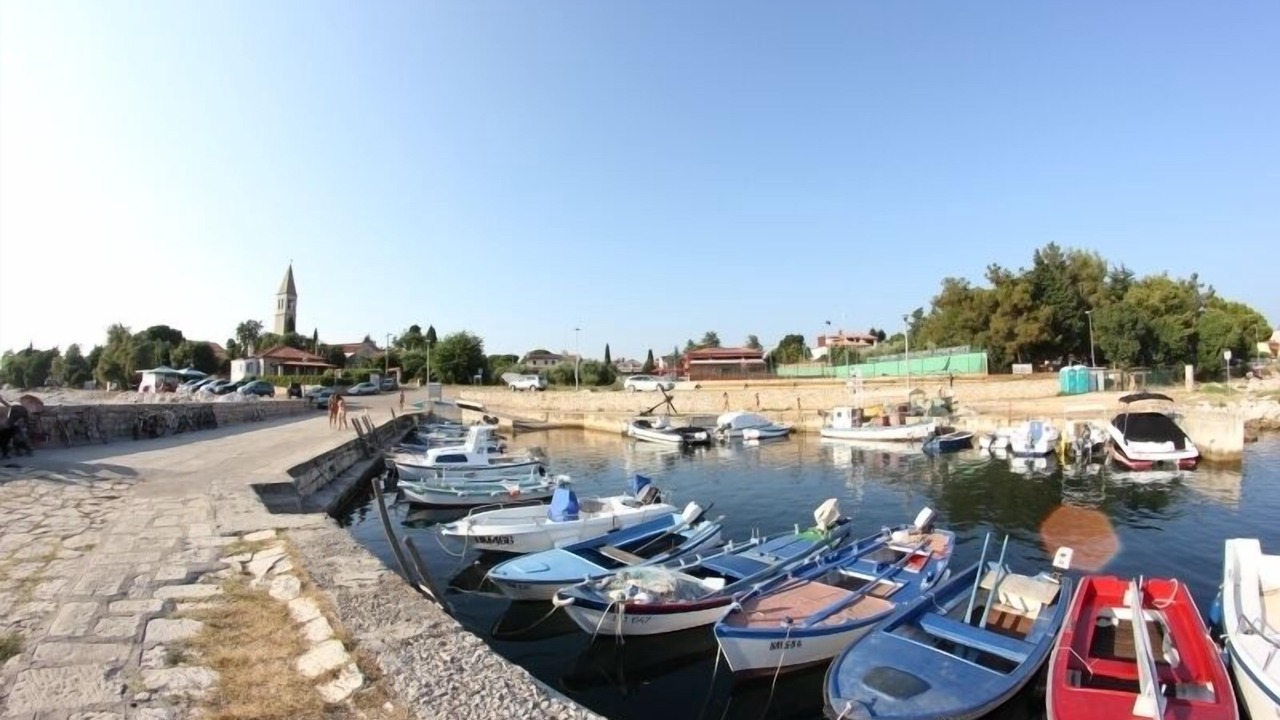 Photo of Others in Lovrecica