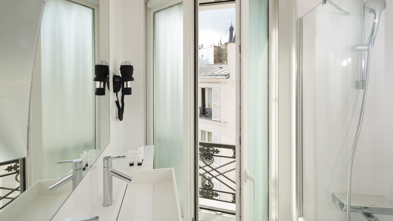 Photo of Bathroom in Faubourg Saint-Germain