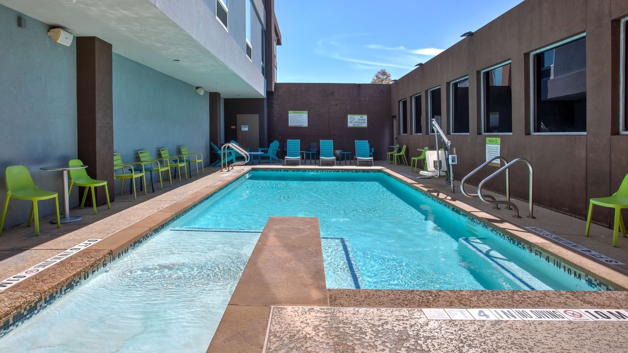 Photo of Outdoor in McNeil