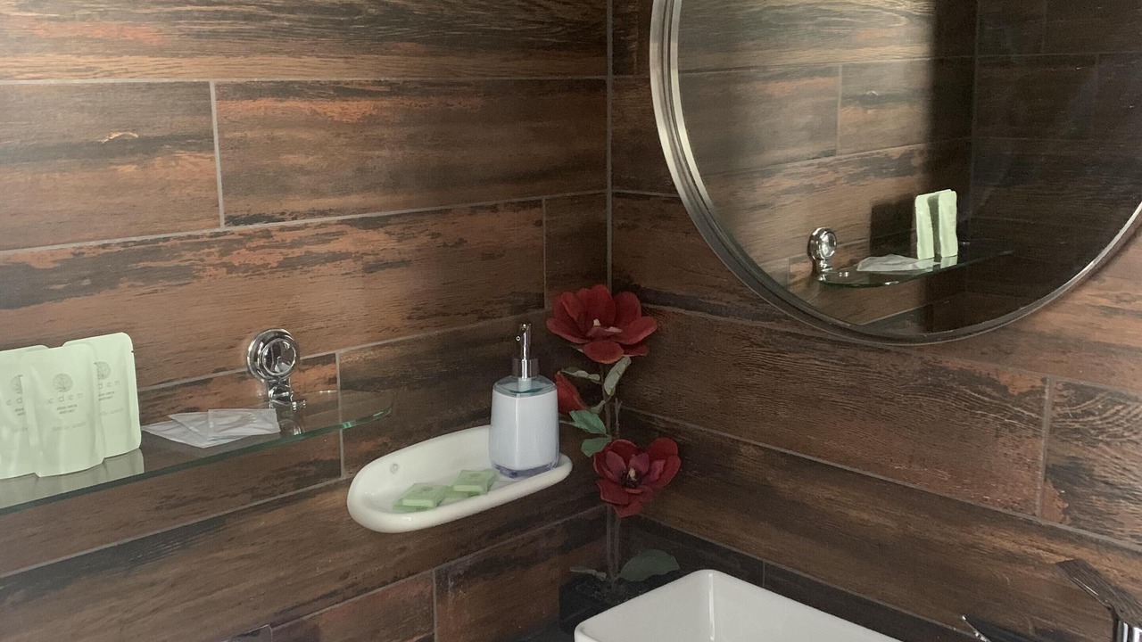 Photo of Bathroom in Ford