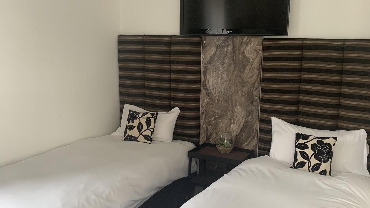 Photo of Others in Ford