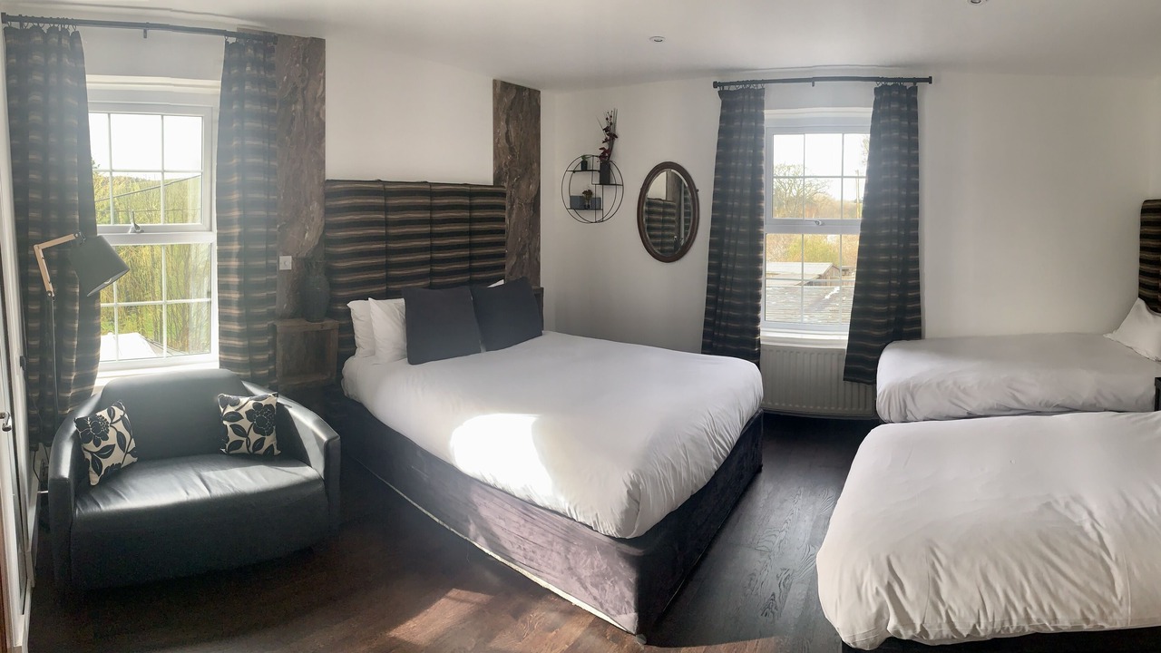 Photo of Others in Ford